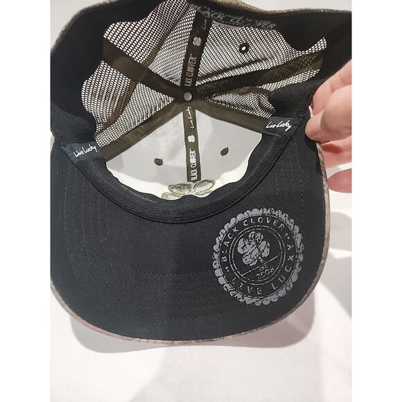 Black Cover Live Lucky Camo Cap Large/XLARGE Green Trucker Hat Mesh Back - Picture 9 of 9